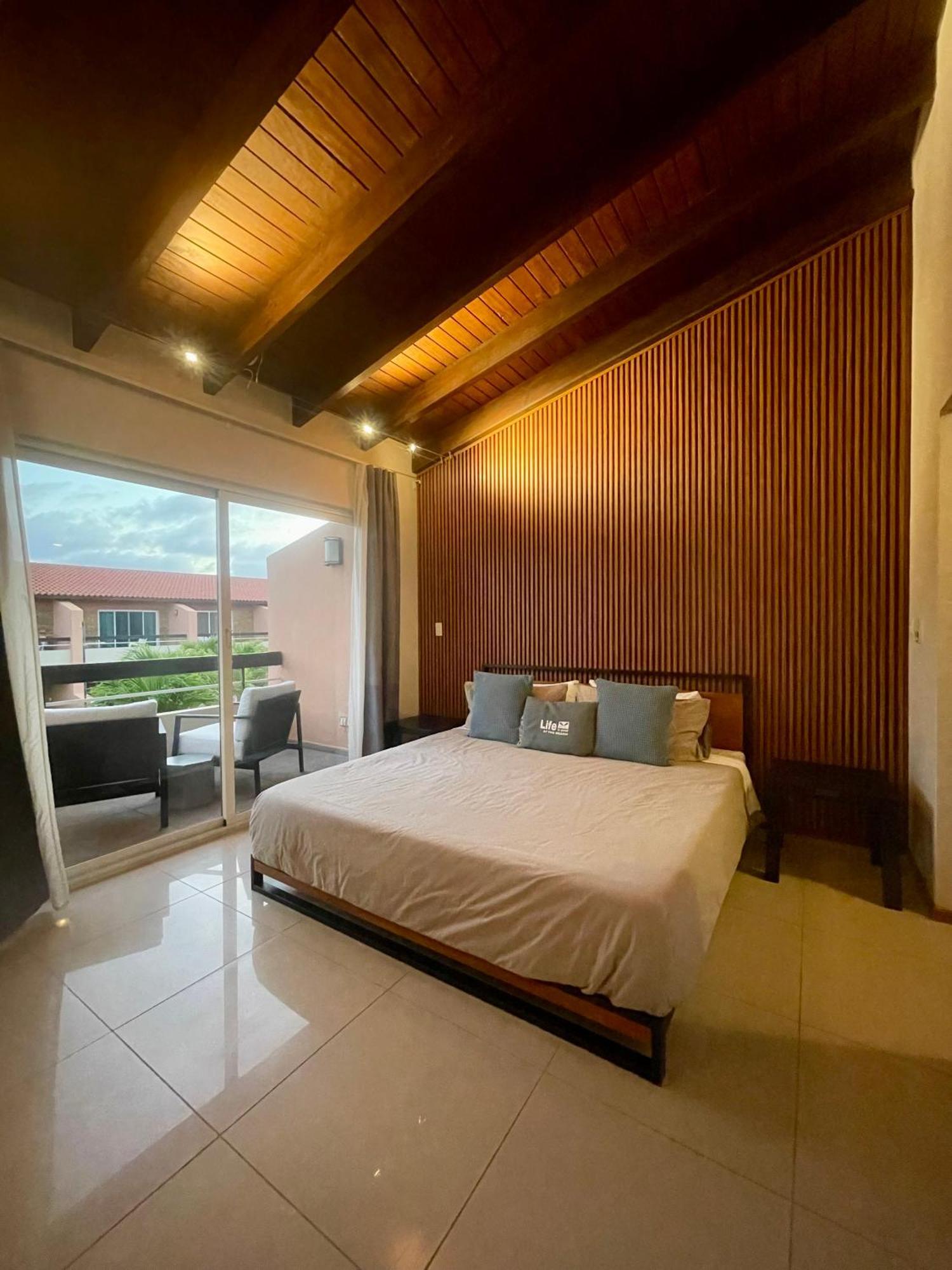 Eagle Beach Steps Away Home شاطئ بالم المظهر الخارجي الصورة
