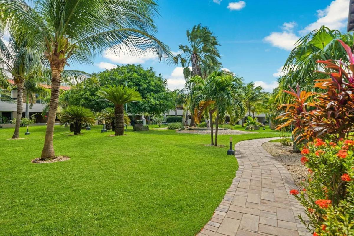 Eagle Beach Steps Away Home شاطئ بالم المظهر الخارجي الصورة